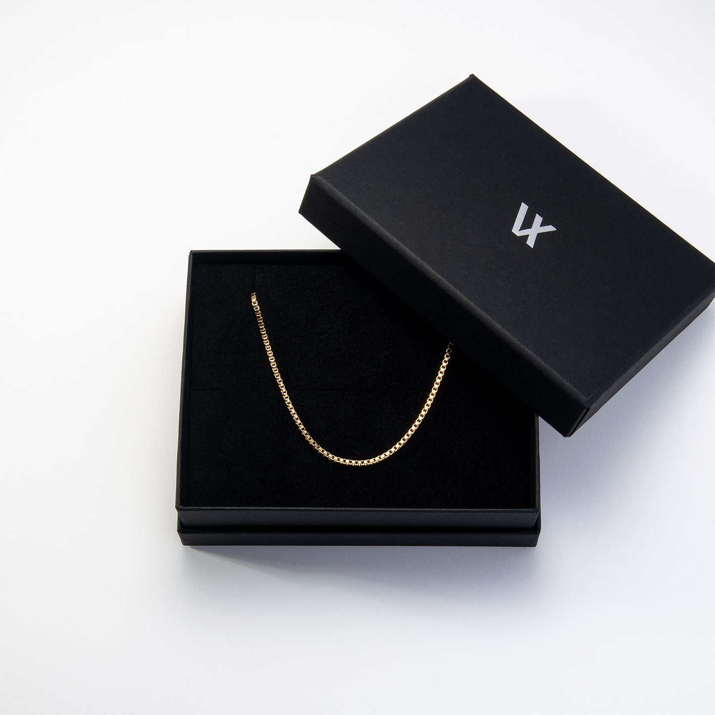 エアリースレッド ボックスチェーンブレスレット