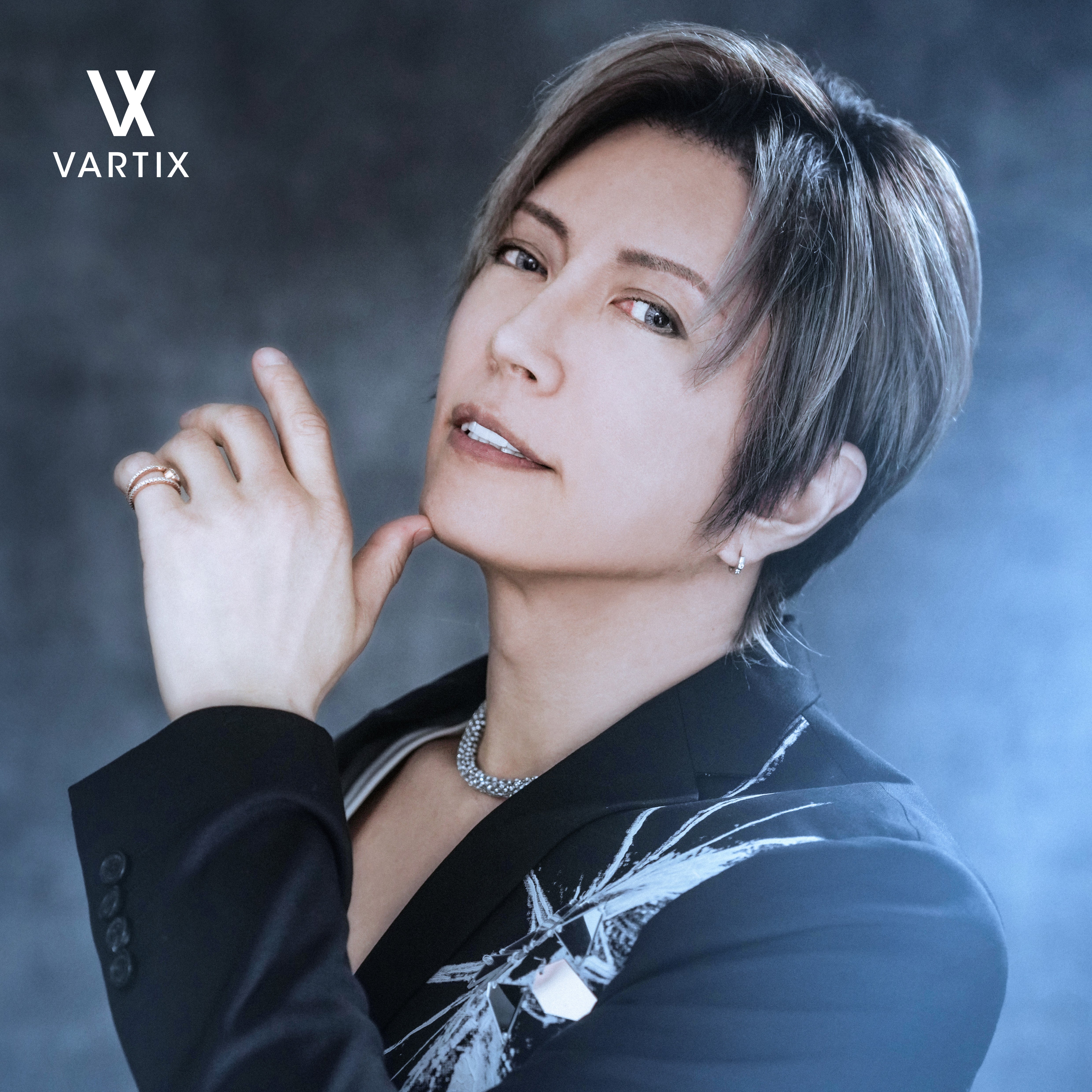 VARTIX | 機械式腕時計、ジュエリー、アクセサリー、レザーグッズ